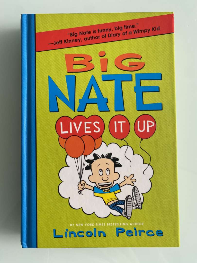 Big Nate Lives It Up ( Inglês )