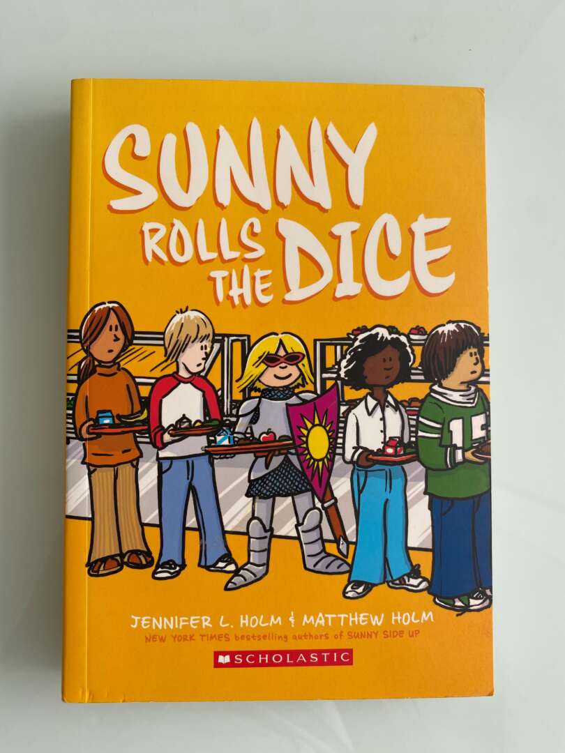 Sunny Rolls the Dice: A Graphic Novel ( Inglês )